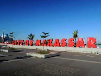 Kok Bisa? Realisasi Investasi Makassar Semester I 2025 Tembus Rp33 Triliun, Lampaui Proyeksi!